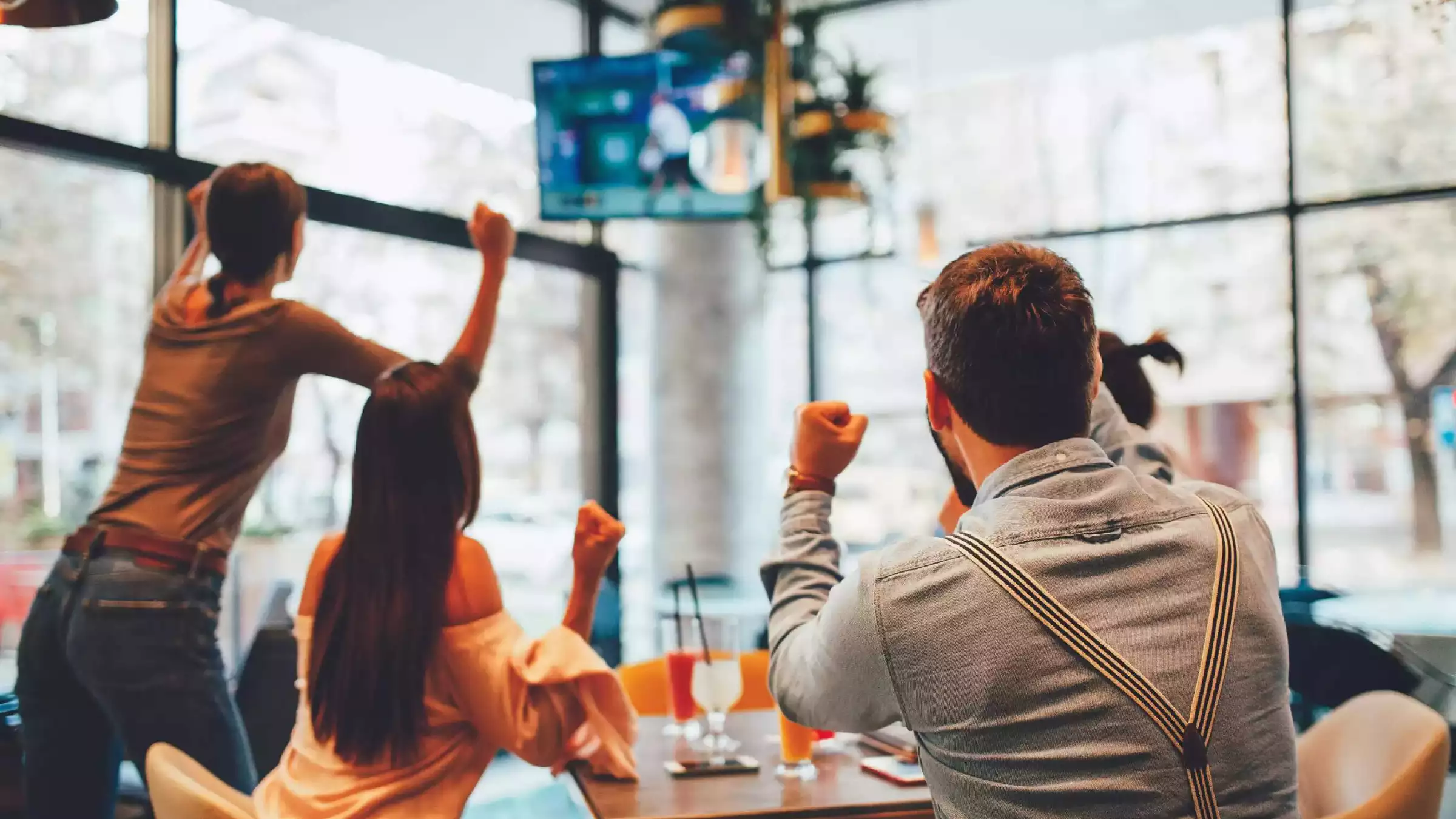 لماذا يجب عليك الاشتراك في خدمات iptv